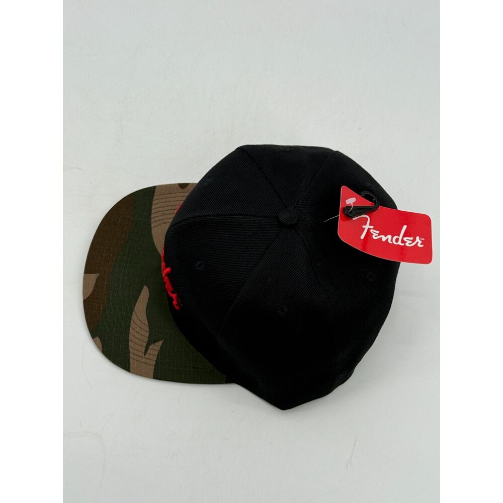 Fender Guitar Hat Camo Snapback Flat Bill Cap Black/Camo Red Logo The Classics - Picture 3 of 8